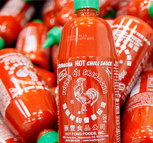 <center>Sriracha 是拉差香甜辣椒醬