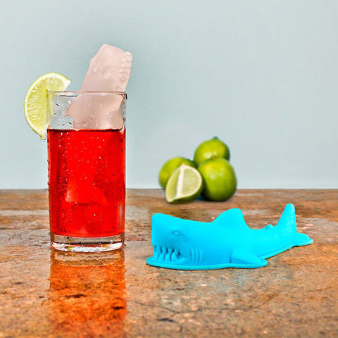 SUCK UK Shark Ice Cube Tray<br/>大白鯊製冰器