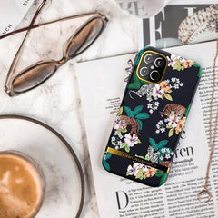 RICHMOND & FINCH<br/>RF瑞典手機殼 金線框 - 黑夜花虎