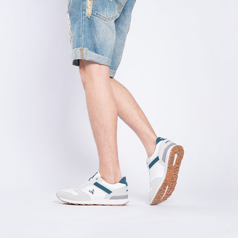 FYE FYES1601 W5801<br/>寶特瓶製 La Champenoise 復古休閒慢跑男鞋 - 淺灰