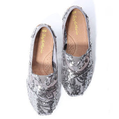 JOY & MARIO <br/>透膚花朵草編厚底鞋 - 灰色 - Shark Tank Taiwan 