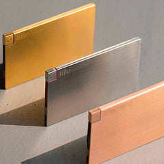 PLUSUS LifeCard<br/>超輕薄行動電源 Apple/Lighting (鐵灰)