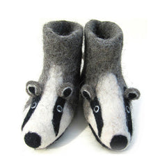 SEW HEART FELT Billie Badger Adult Slippers</br>放牧小羊羊毛氈室內鞋 - 比利獾 (成人款) - Shark Tank Taiwan 