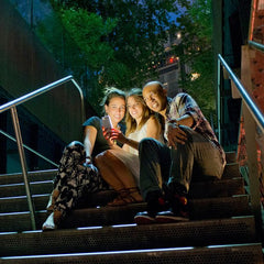 下殺一折，售完不補 !LUMEE Two iPhone 8 Plus, 7 Plus, 6s Plus, 6 Plus<BR/>第二代 LED 補光手機殼 (共4色)