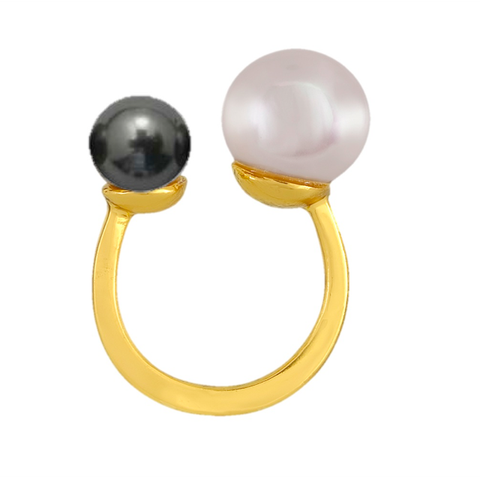 RIO DE JANEIRO - Ring - Gold with 12 Cream & 8 Black