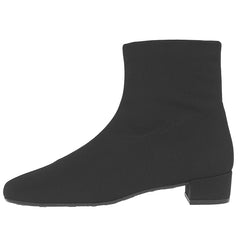 PRETTY BALLERINAS<br/>彈性布短靴