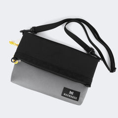 MARMANSK Lovozero<br/>超薄輕便摺疊隨身側背包 - Black & Grey